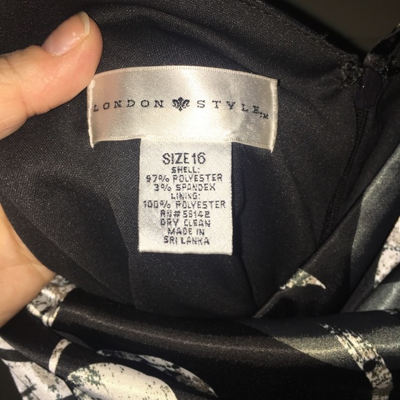 NEW London Style Dress (with tags) - Picture 3 of 5